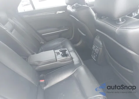 2021 Chrysler 300 300S z USA, uszkodzony, nr VIN 2C3CCABT4MH558327